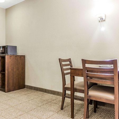 Comfort Suites At Isle Of Palms Connector Mount Pleasant Eksteriør billede