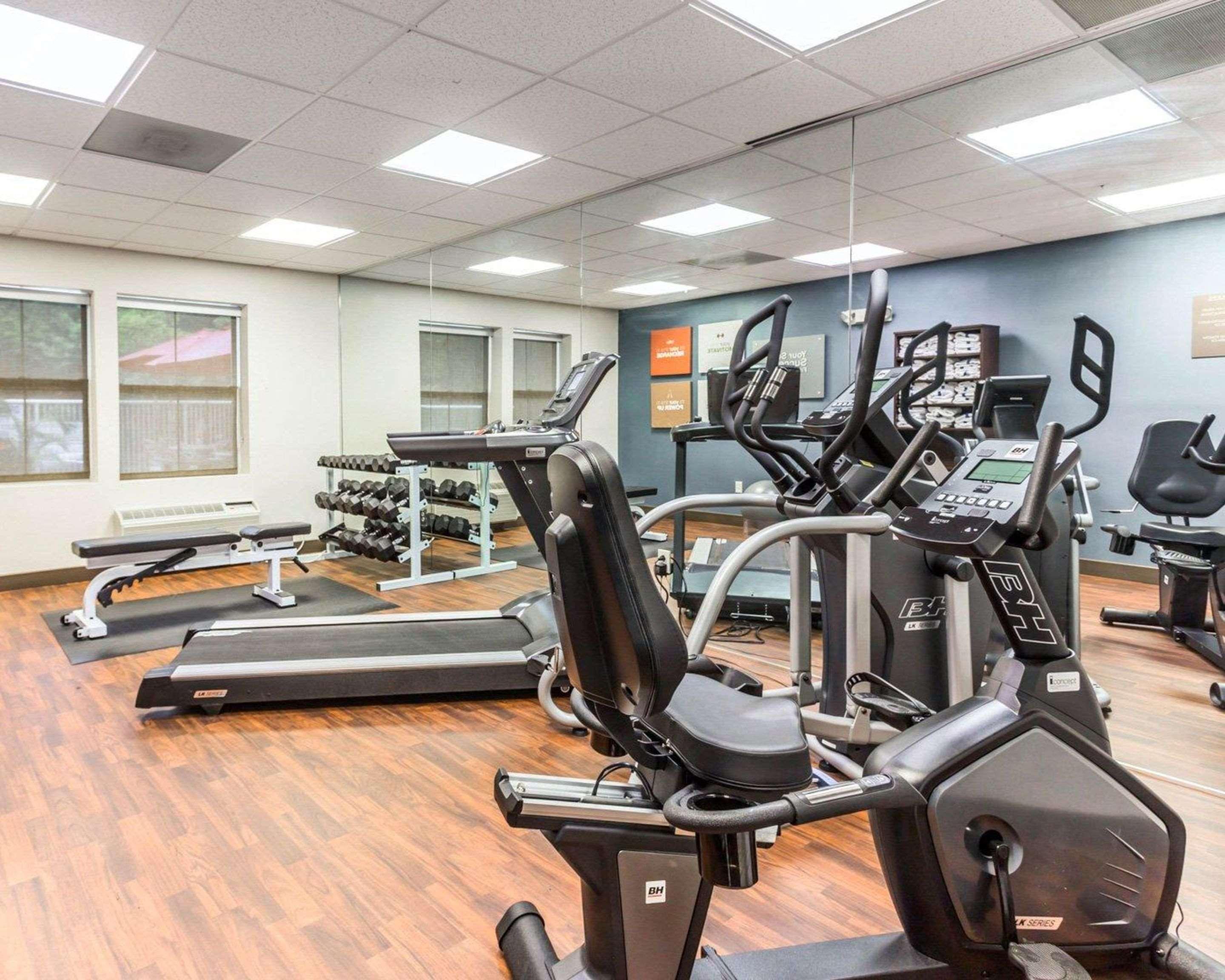Comfort Suites At Isle Of Palms Connector Mount Pleasant Eksteriør billede