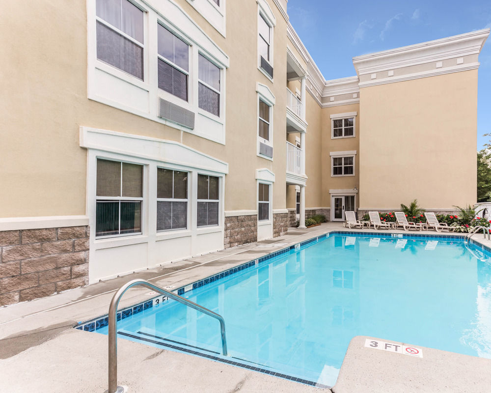 Comfort Suites At Isle Of Palms Connector Mount Pleasant Eksteriør billede